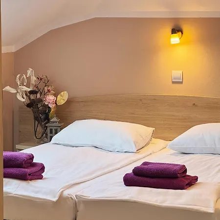 Dworek Nad Отель типа 