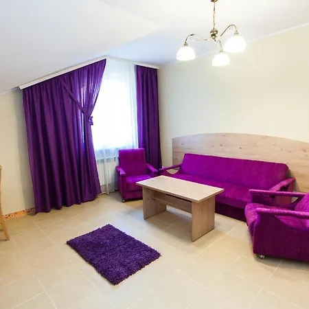 Bed & Breakfast Dworek Nad 3*