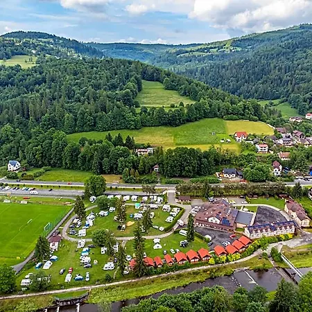 Dworek Nad Couette-café 3*