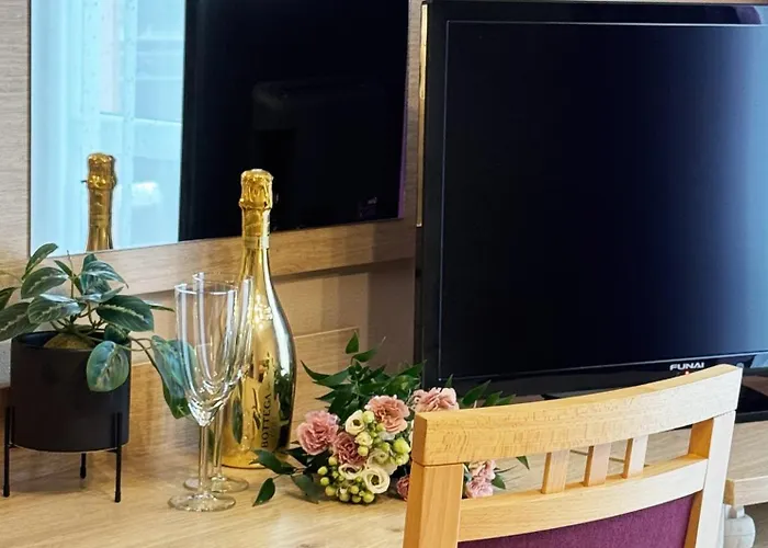 Bed & Breakfast Dworek Nad